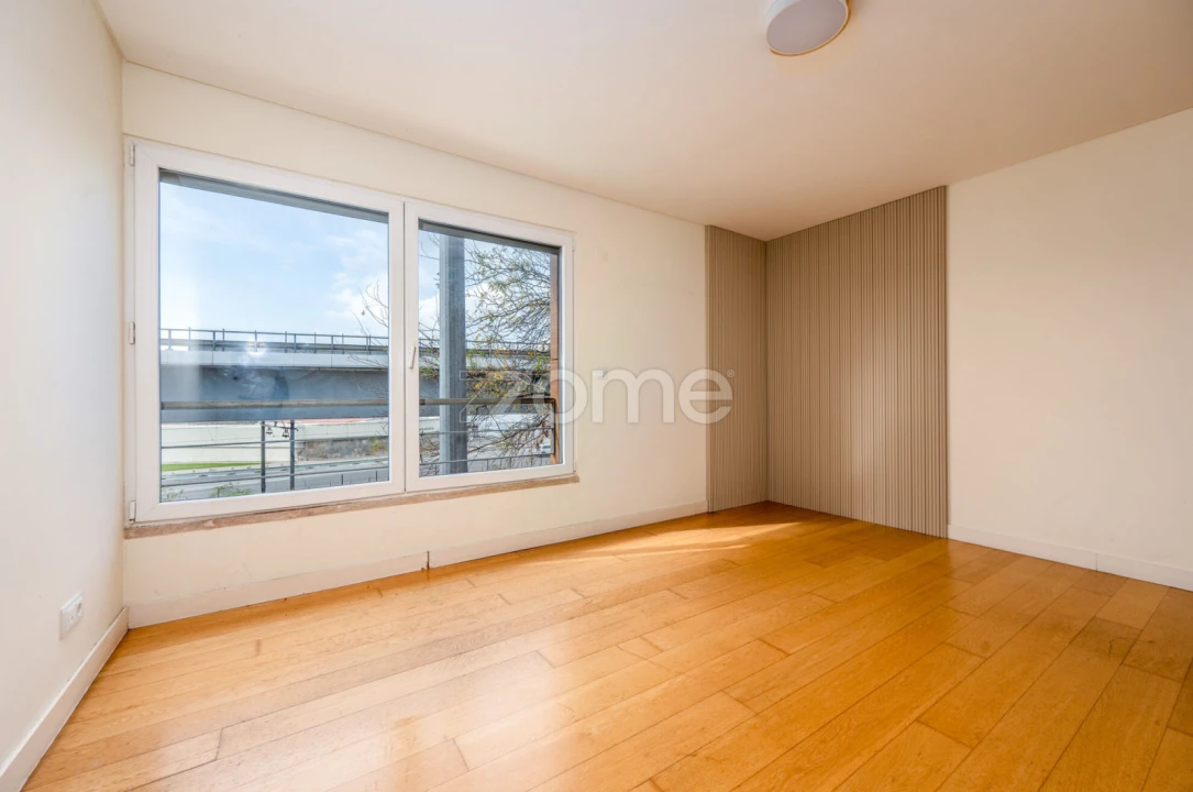 Apartamento T3 para Arrendamento em Belém Foto 26