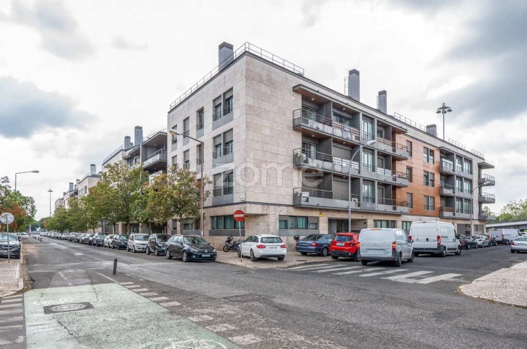 Apartamento T3 para Arrendamento em Belém Foto 43