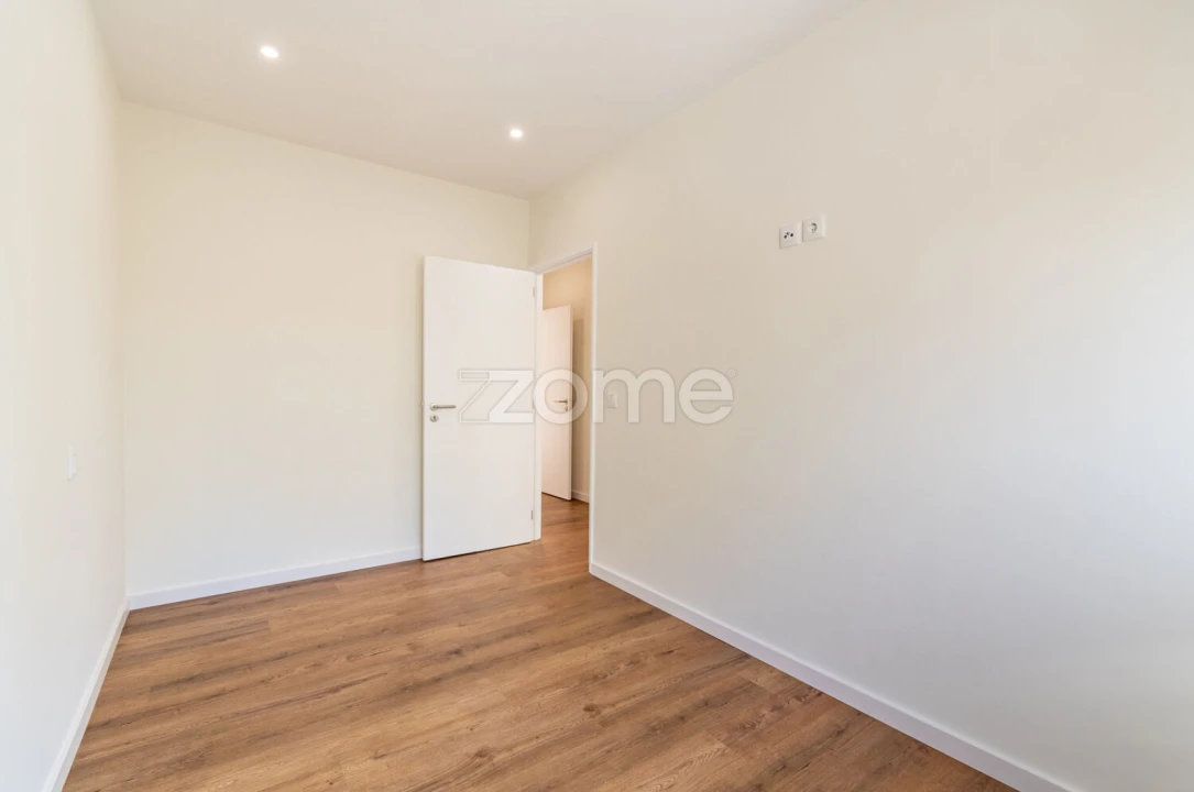 Apartamento T3 para Venda em Braga (Maximinos, Sé e Cividade) Foto 11