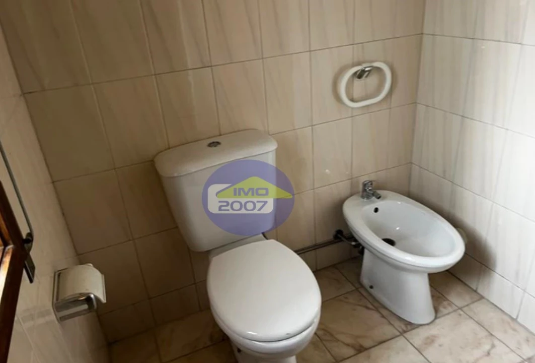 Apartamento para Venda em Oliveira do Douro Foto 11