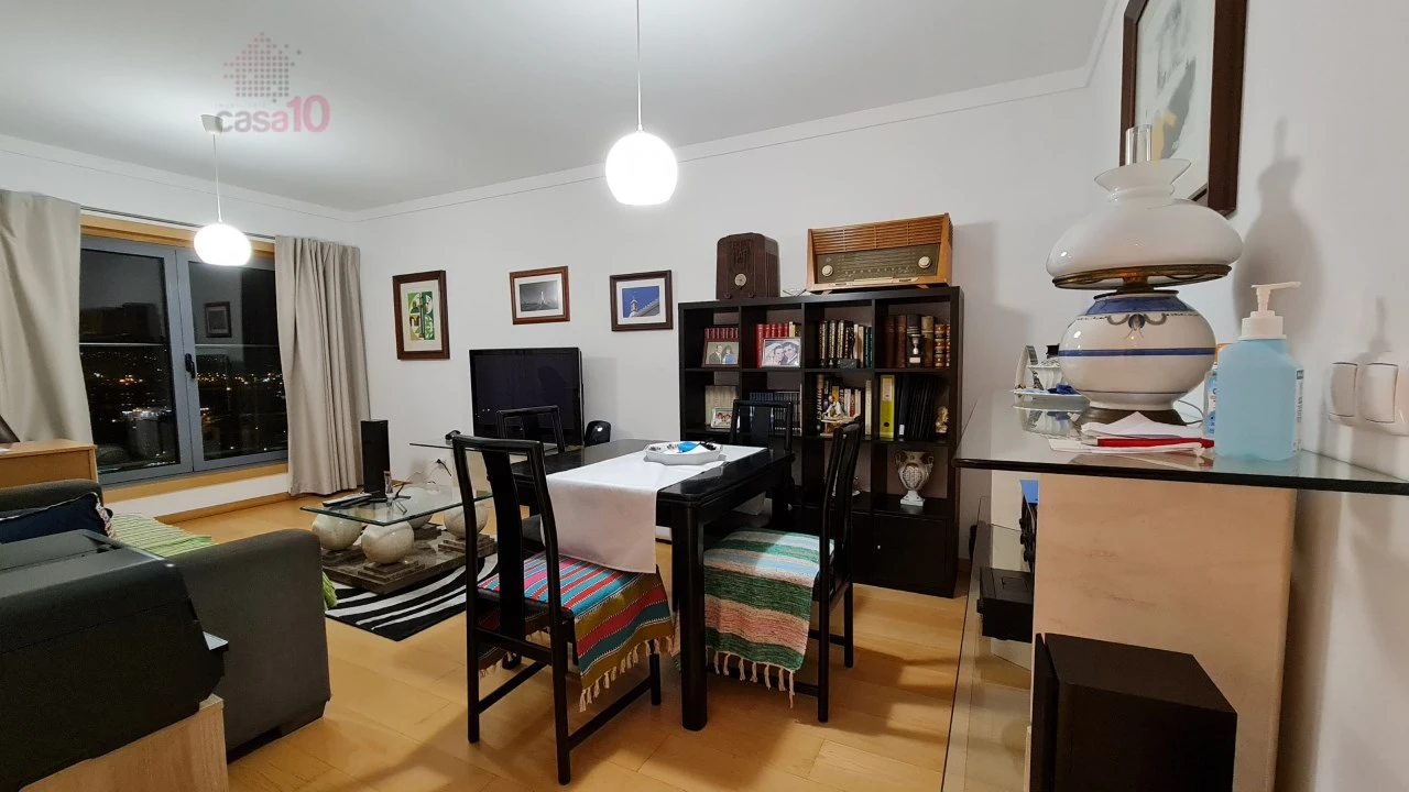 Apartamento T1 para Venda em Parque das Nações Foto 2