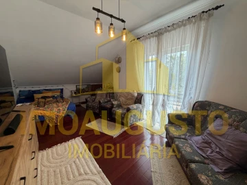 Moradia T4 para Venda em Rendo