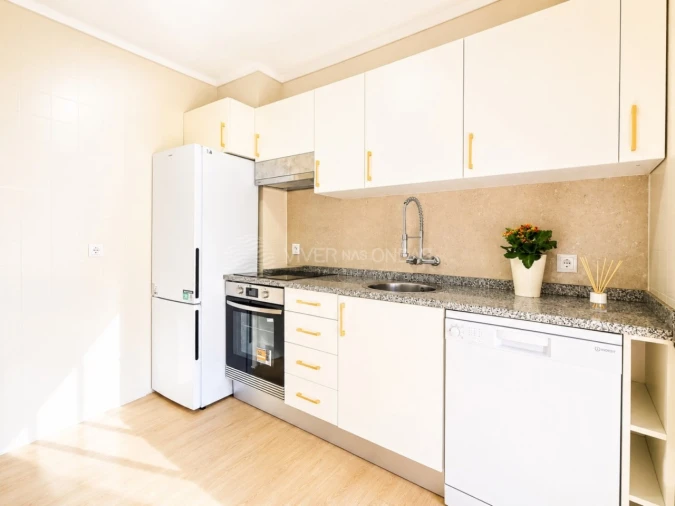 Apartamento T2 para Venda em Santa Marinha e São Pedro da Afurada Foto 7