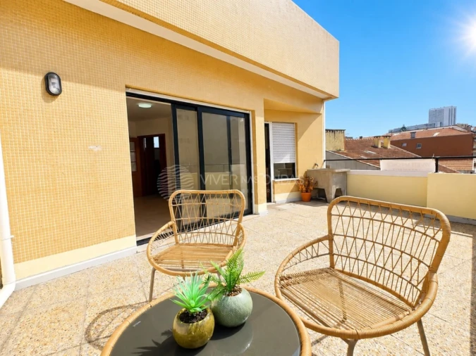 Apartamento T2 para Venda em Santa Marinha e São Pedro da Afurada Foto 23