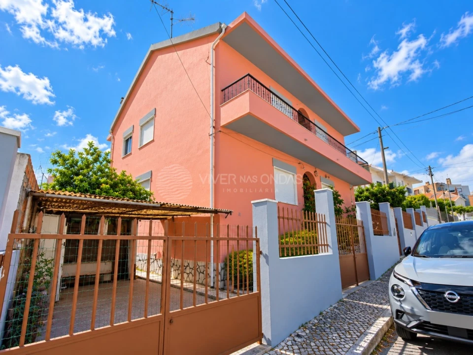 Moradia T10 para Venda em Charneca de Caparica e Sobreda Foto 41