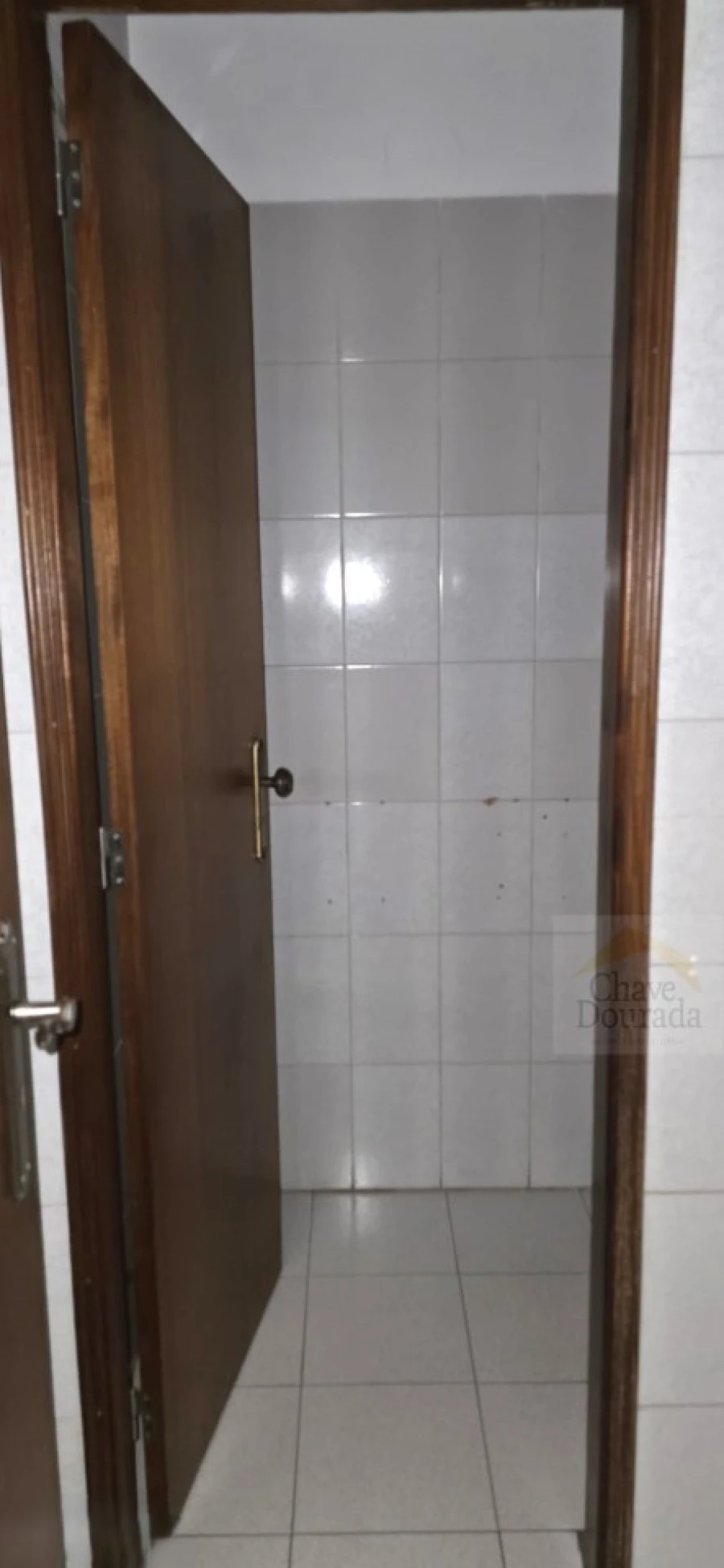 Loja para Arrendamento em Eiras e São Paulo de Frades Foto 11