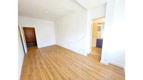 Apartamento T3 para Arrendamento em Estrela