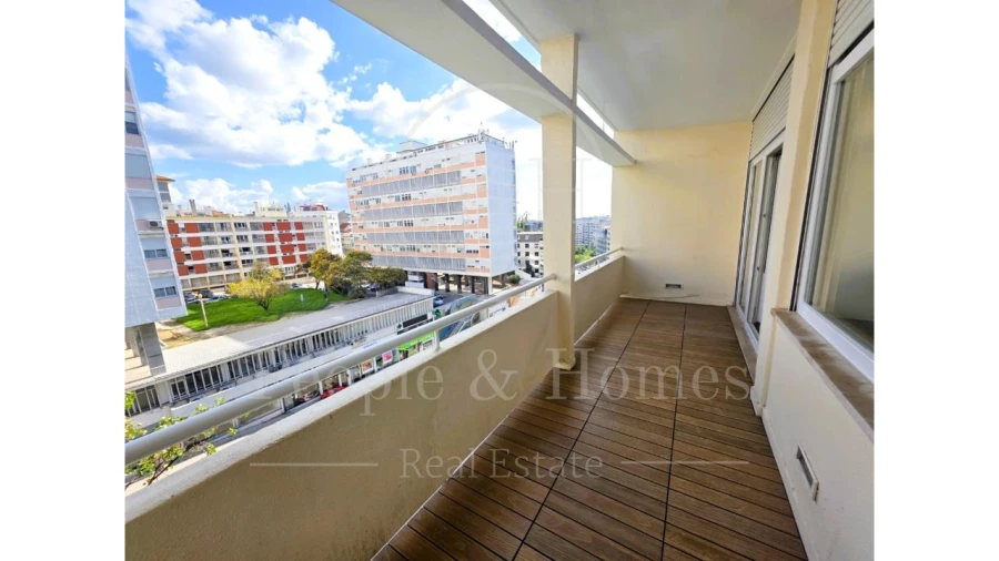 Apartamento T3 para Arrendamento em Estrela Foto 3
