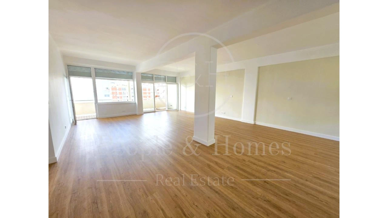 Apartamento T3 para Arrendamento em Estrela Foto 12