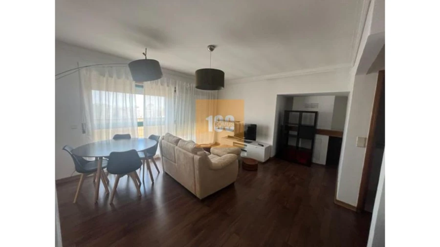 Apartamento T1 para Venda em Mafamude e Vilar do Paraíso Foto 3