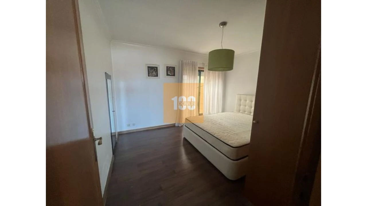 Apartamento T1 para Venda em Mafamude e Vilar do Paraíso Foto 6