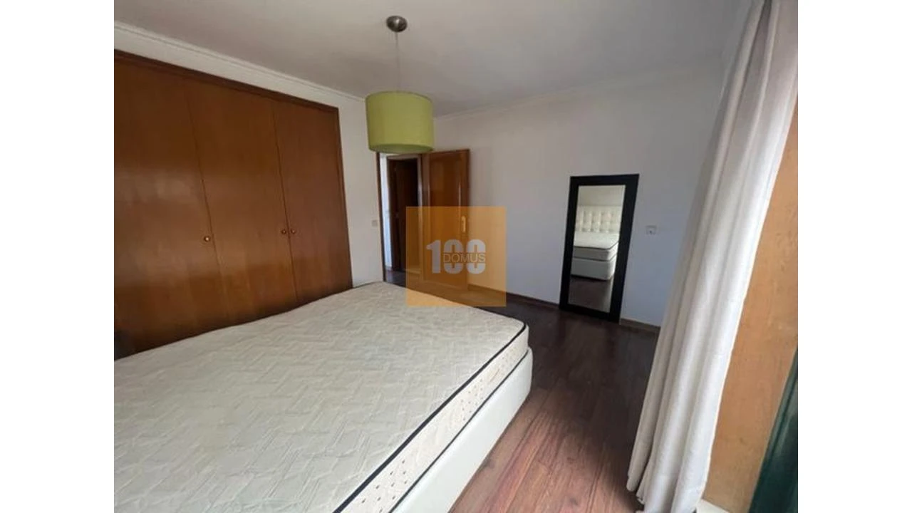 Apartamento T1 para Venda em Mafamude e Vilar do Paraíso Foto 8