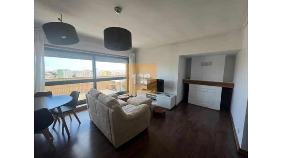 Apartamento T1 para Venda em Mafamude e Vilar do Paraíso