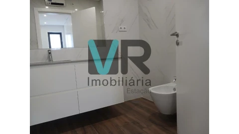 Moradia T3 para Arrendamento em Nogueira, Fraião e Lamaçães