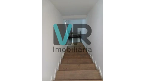 Moradia T3 para Arrendamento em Nogueira, Fraião e Lamaçães