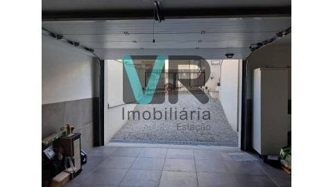 Moradia T3 para Arrendamento em Nogueira, Fraião e Lamaçães