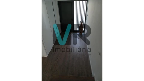 Moradia T3 para Arrendamento em Nogueira, Fraião e Lamaçães