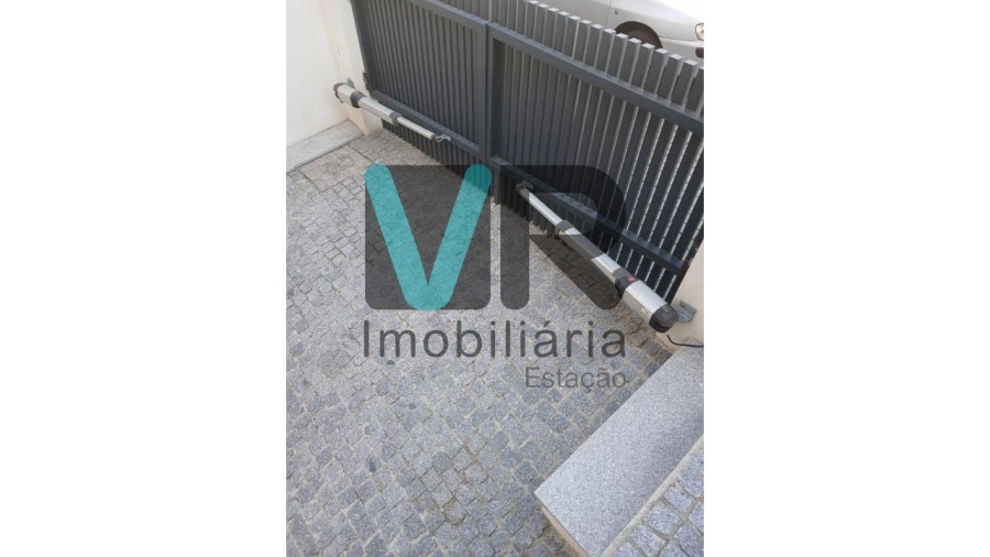 Moradia T3 para Arrendamento em Nogueira, Fraião e Lamaçães Foto 4