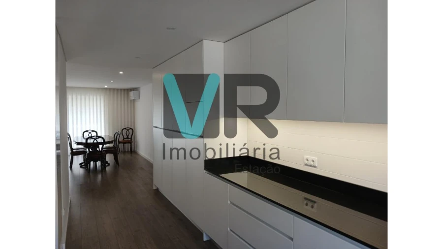 Moradia T3 para Arrendamento em Nogueira, Fraião e Lamaçães Foto 10