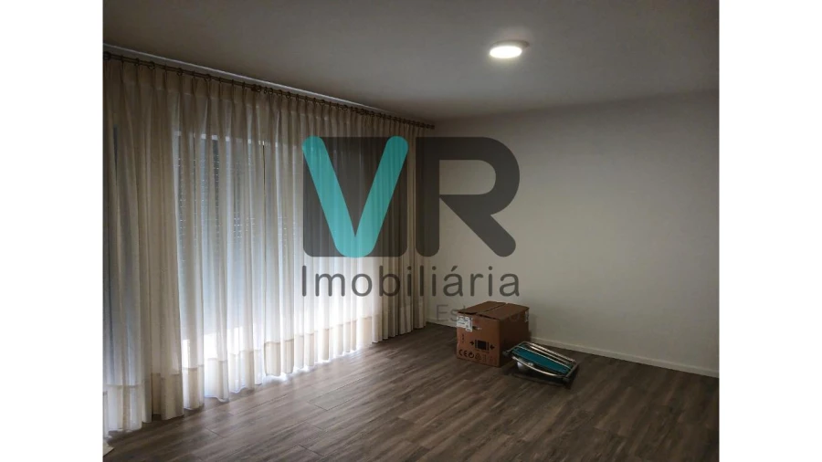 Moradia T3 para Arrendamento em Nogueira, Fraião e Lamaçães Foto 19