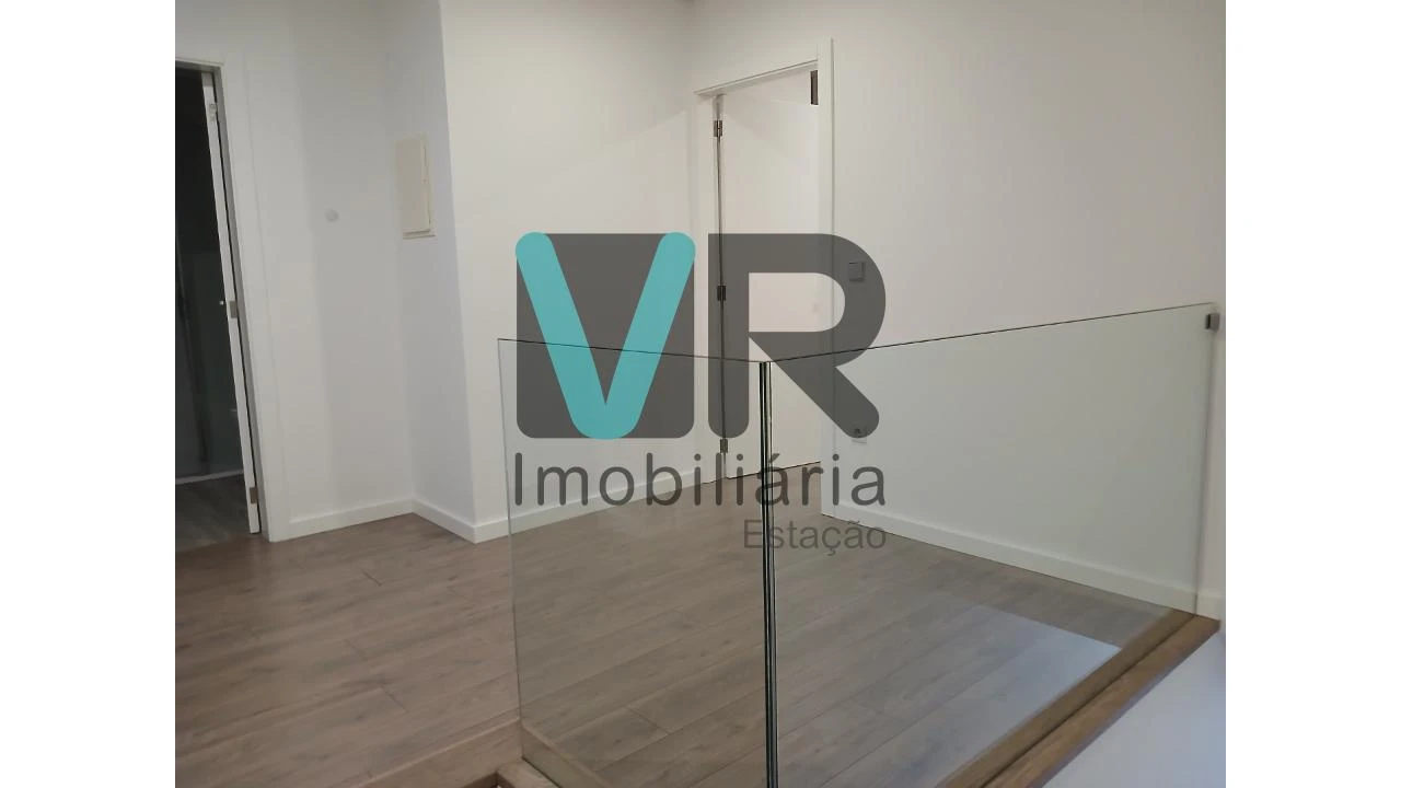 Moradia T3 para Arrendamento em Nogueira, Fraião e Lamaçães Foto 22