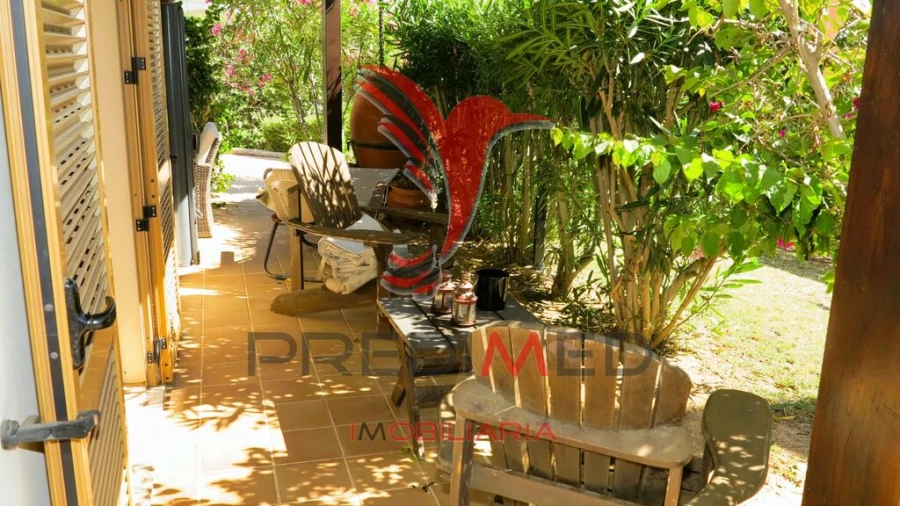 Moradia T4 para Venda em Porches Foto 11