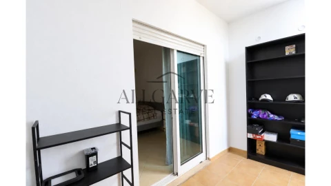 Apartamento T2 para Arrendamento em Portimão