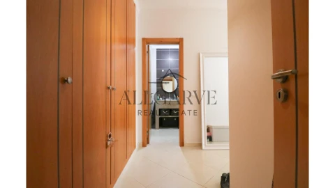 Apartamento T2 para Arrendamento em Portimão