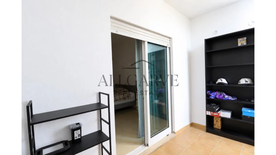Apartamento T2 para Arrendamento em Portimão Foto 3