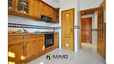 Apartamento T2 para Arrendamento em Buarcos