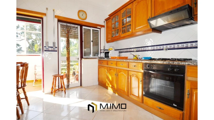 Apartamento T2 para Arrendamento em Buarcos Foto 4