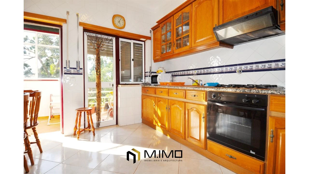Apartamento T2 para Arrendamento em Buarcos Foto 4