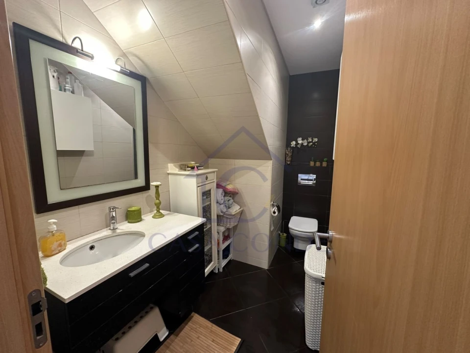 Apartamento T2 para Venda em Quinta do Conde Foto 15