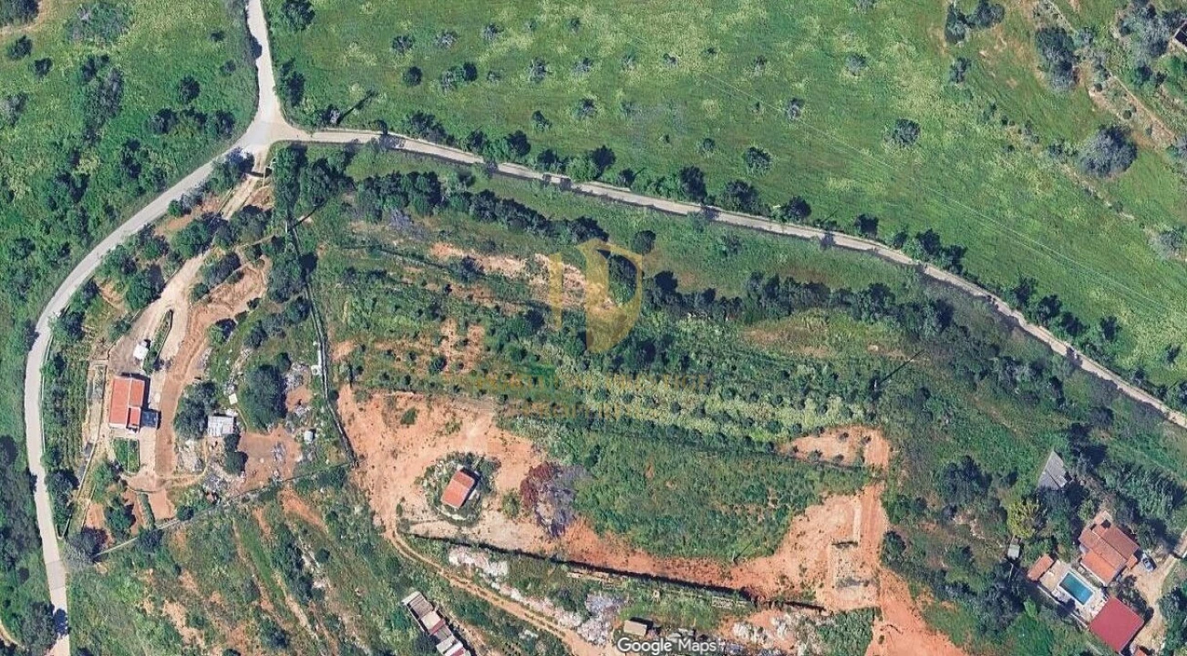 Terreno para Venda em Estômbar e Parchal Foto 2