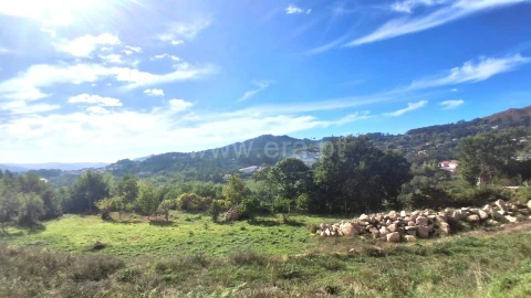Terreno para Venda em Sande e São Lourenço