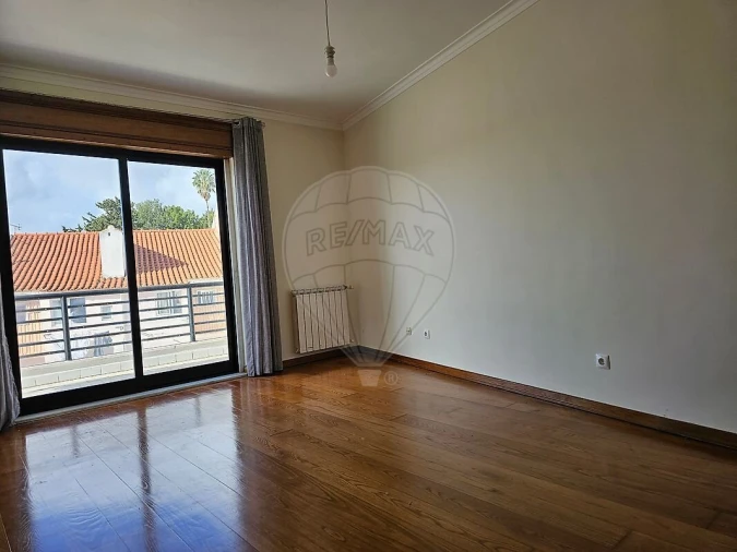 Apartamento T2 para Venda em Santo António Foto 12