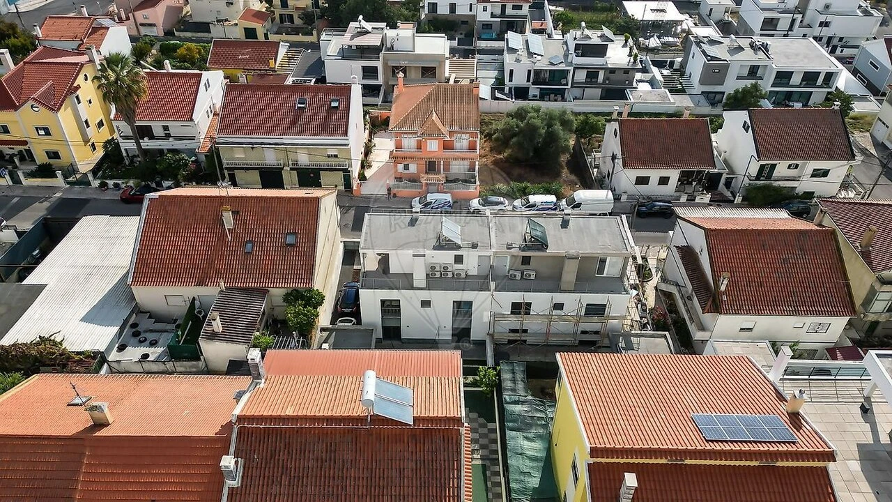 Moradia T4 para Venda em Santa Iria de Azoia, São João da Talha e Bobadela Foto 43