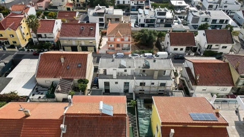 Moradia T4 para Venda em Santa Iria de Azoia, São João da Talha e Bobadela