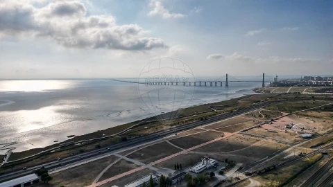 Moradia T4 para Venda em Santa Iria de Azoia, São João da Talha e Bobadela