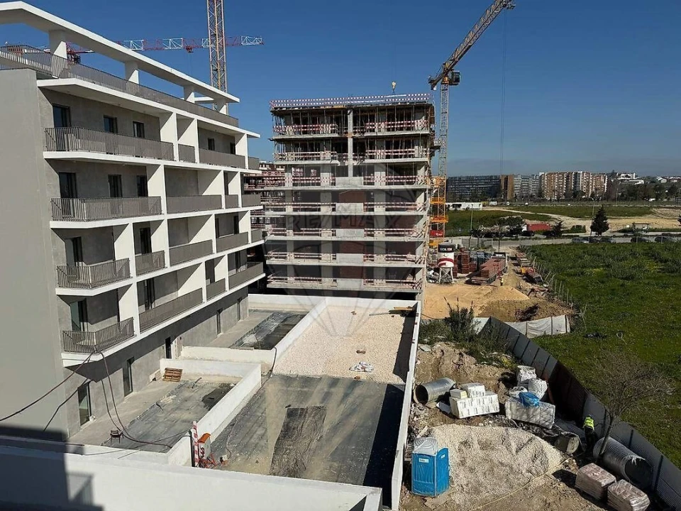 Apartamento T3 para Venda em Lumiar Foto 15