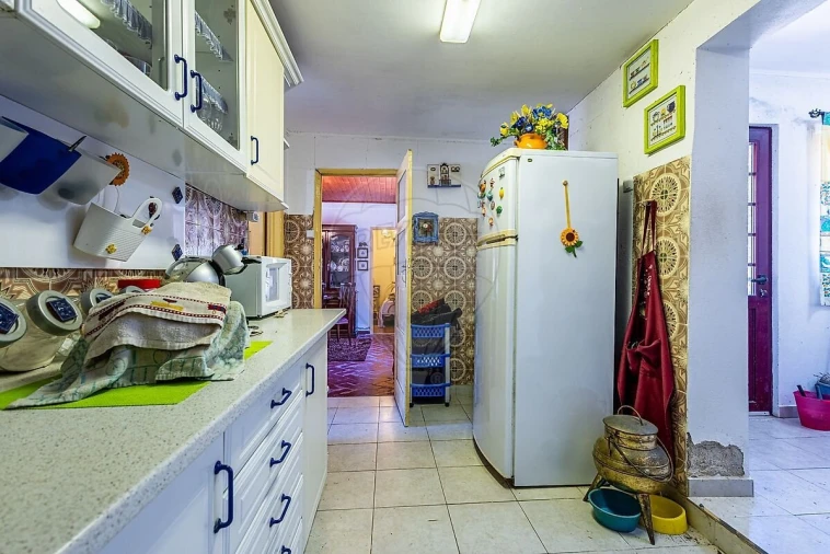 Moradia T3 para Venda em Almoster Foto 33