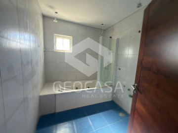 Moradia T4 para Venda em Alcabideche