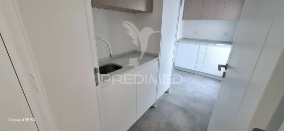 Moradia T3 para Venda em Fernao Ferro
