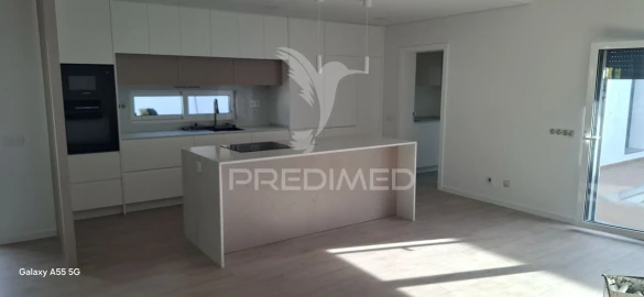 Moradia T3 para Venda em Fernao Ferro