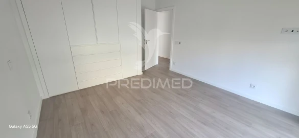 Moradia T3 para Venda em Fernao Ferro