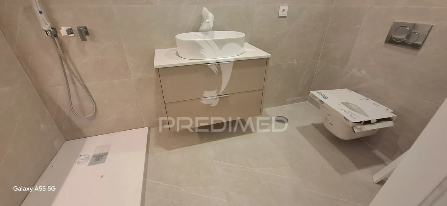 Moradia T3 para Venda em Fernao Ferro Foto 13