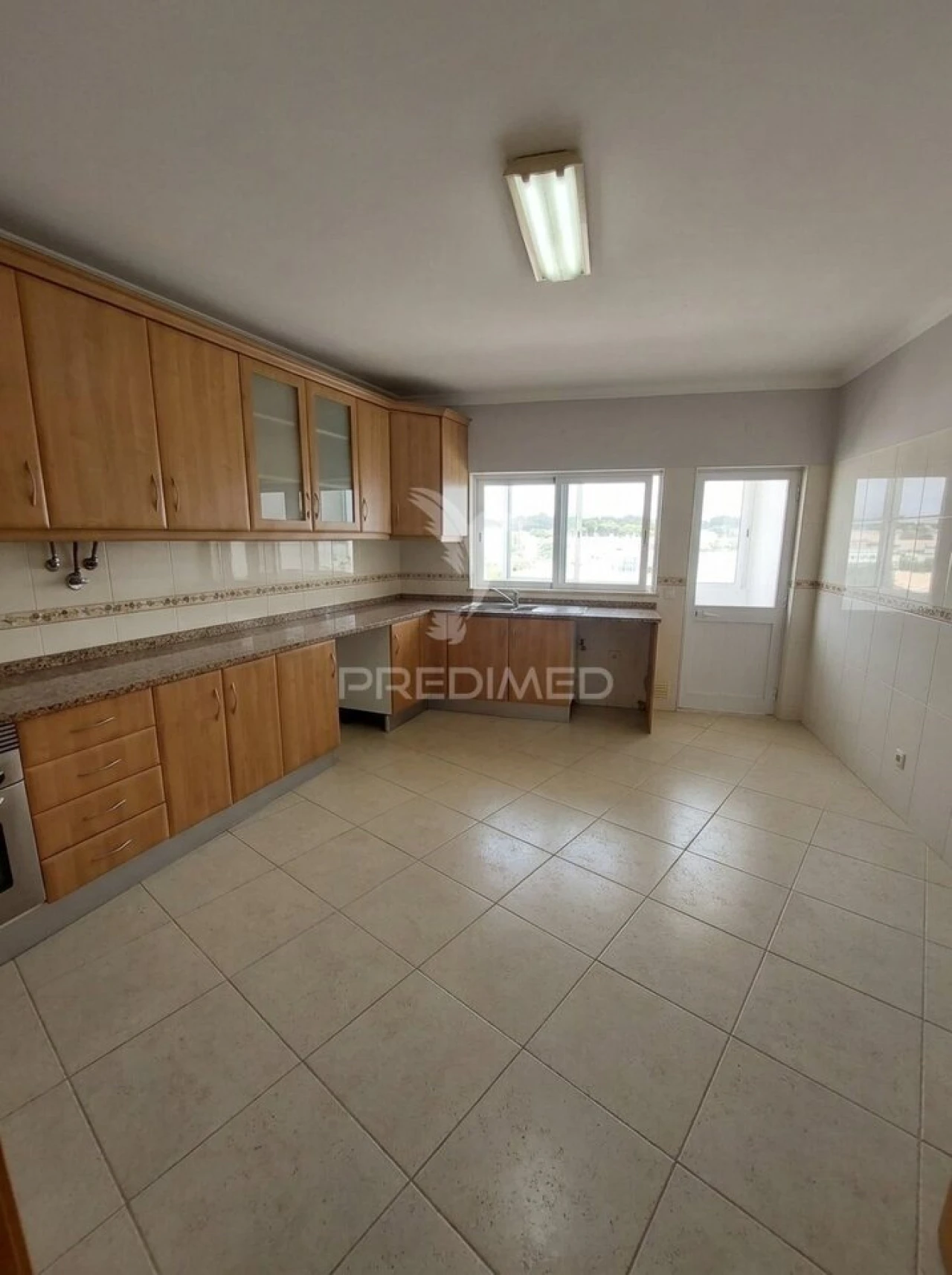 Apartamento T2 para Venda em Quarteira Foto 10