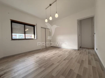 Apartamento T4 para Venda em Setubal (São Sebastião)