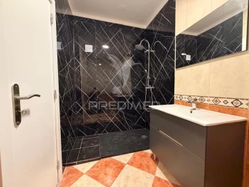 Apartamento T4 para Venda em Setubal (São Sebastião)