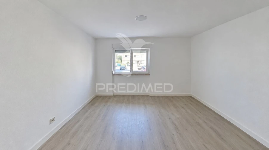 Apartamento T3 para Venda em Cacém e São Marcos Foto 11